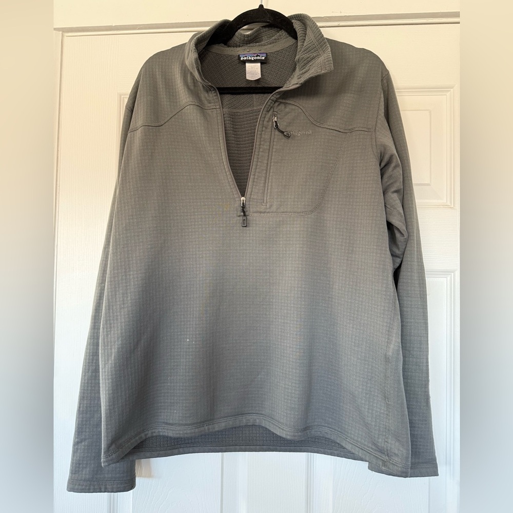 Men’s Patagonia micro fleece